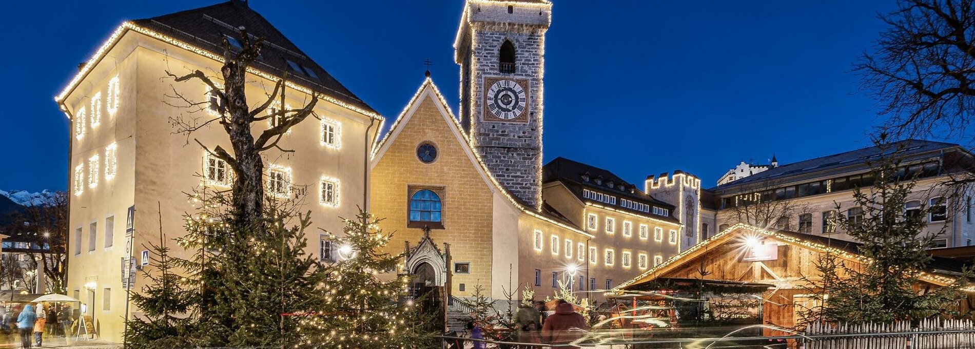 Bruneck erstrahlt im weihnachtlichen LIchterglanz