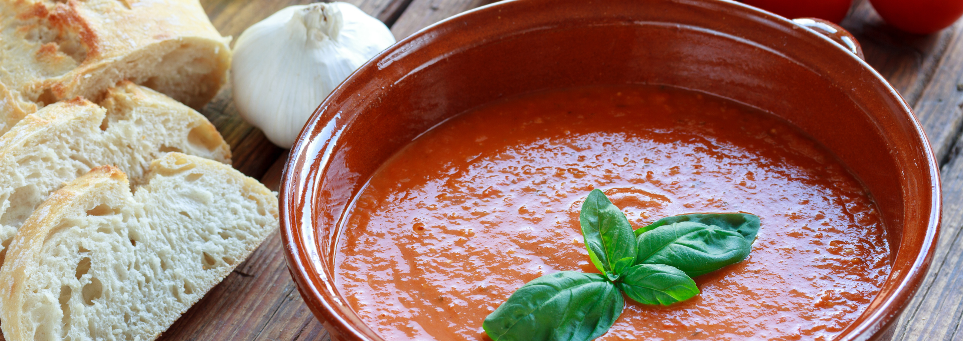 Kalte italienische Suppe